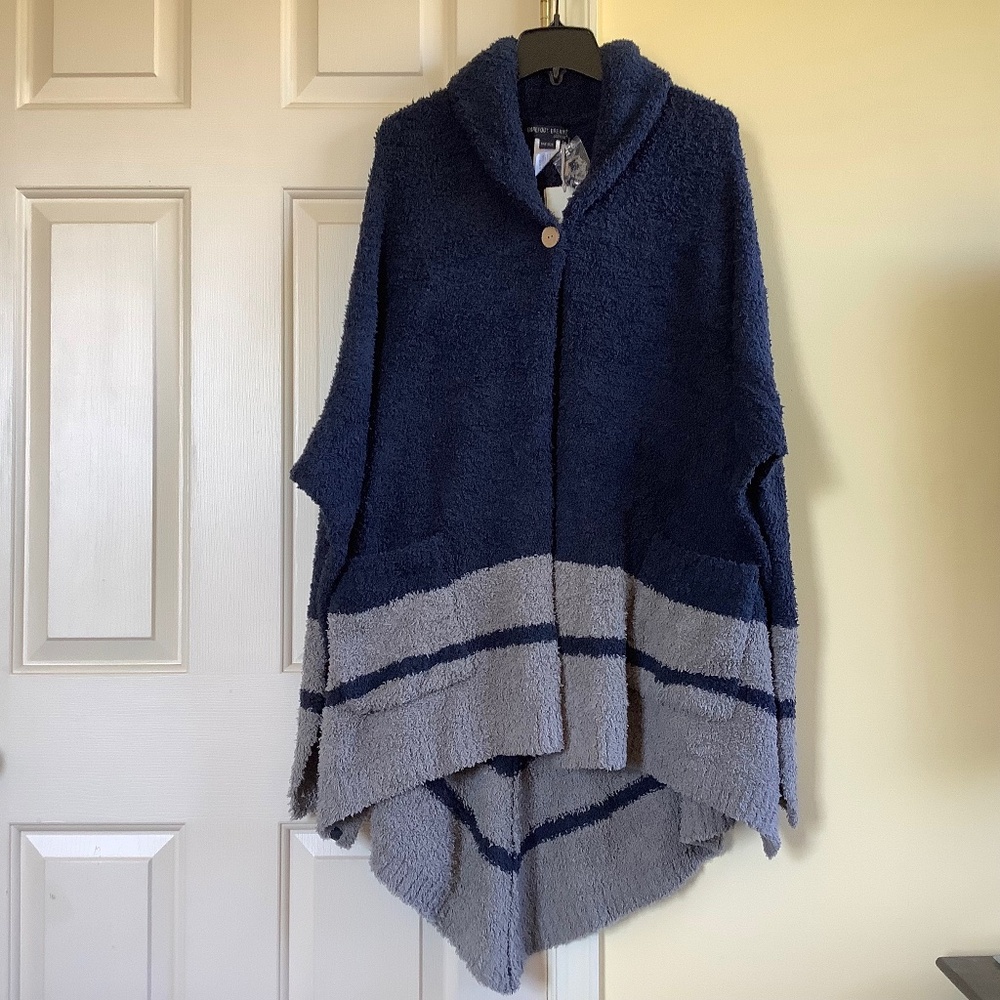 Barefoot Dreams Cozychic Zuma Cape Poncho Indigo Warm Gray One Size